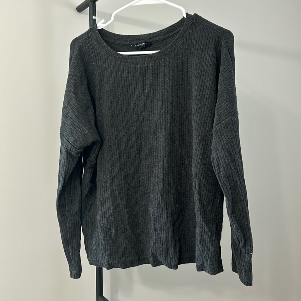Women’s Banana Republic knit sweater. Size S
